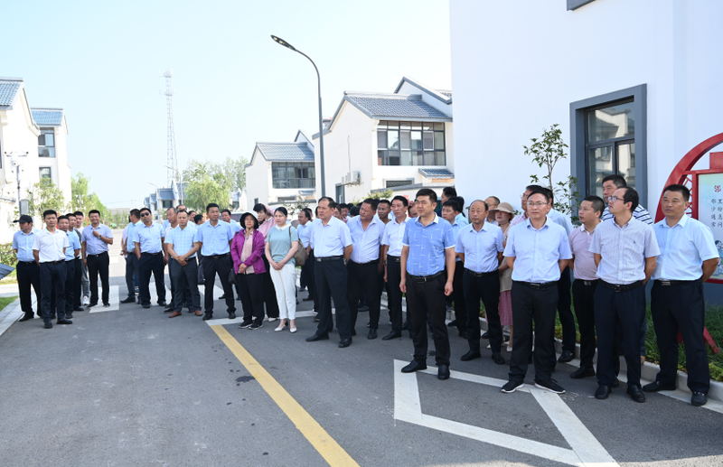 盐都区大冈镇强势推动进城入镇工作